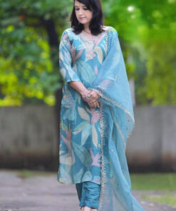 Floral Printed Thread Work Detail Straight Kurta & Trousers With Dupatta